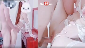 threesome-couple-be-tho-mac-do-ngu-ren-cosplay-co-dau-ban-full.jpg